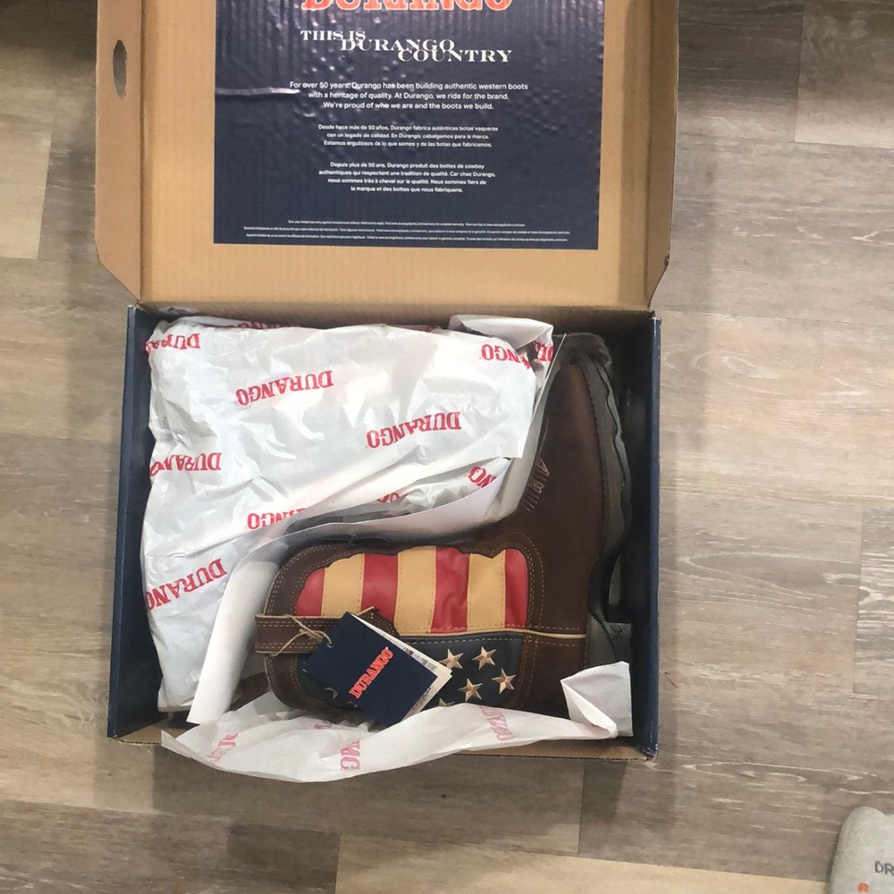 NWT lady rebel Durango boots
